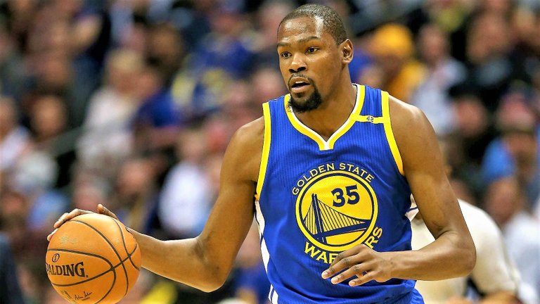 kevin-durant-022817-usnews-getty-ftr_lfwyp9k1ssx1x24oi94cy942.jpg