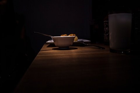 table-light-night-shadow-darkness-black-69946-pxhere.com.jpg