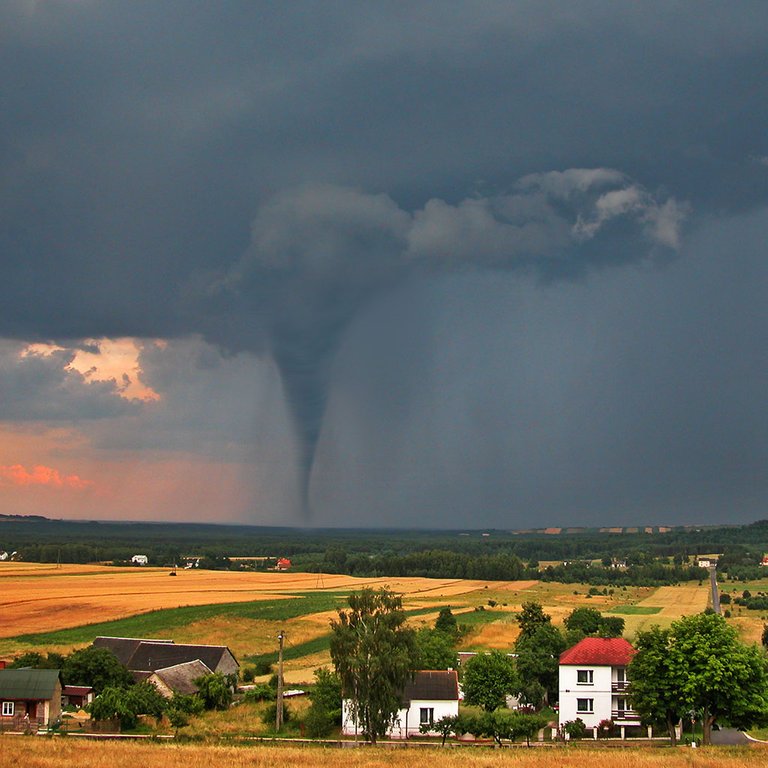 tornadosafety_1024px.jpg