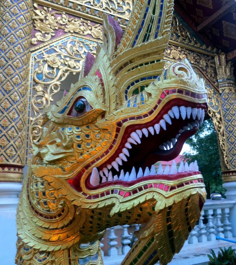 Wat Phra Sing Chiang Mai Thailand 2.jpg