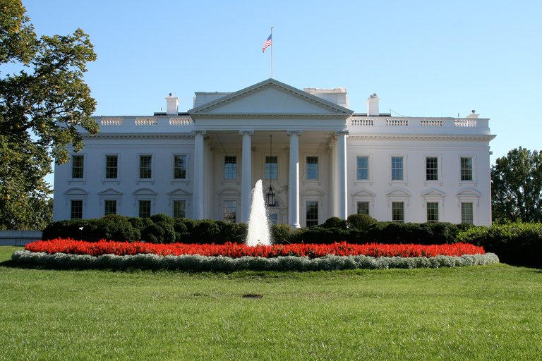 White-House 2.jpg