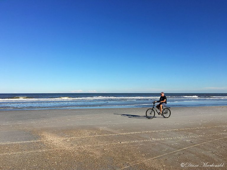 man beach bike.jpg