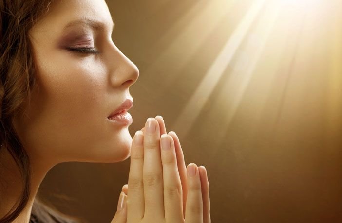 praying-woman.jpg
