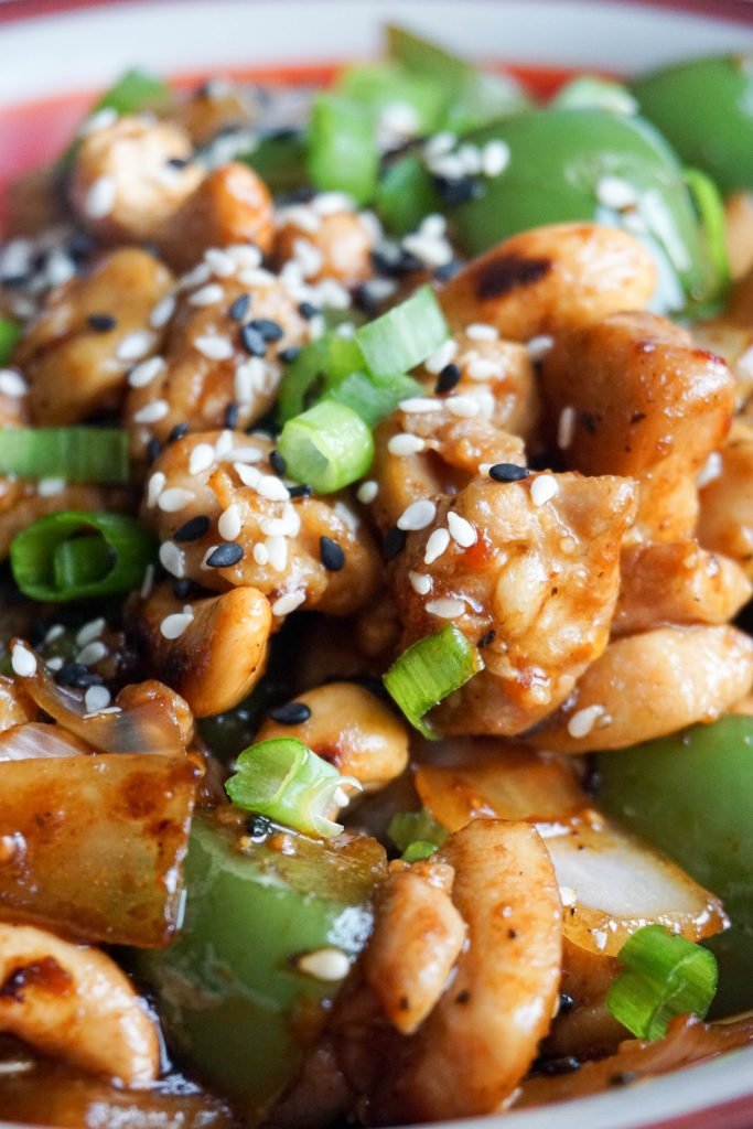 easy-cashew-chicken-close-683x1024.jpg