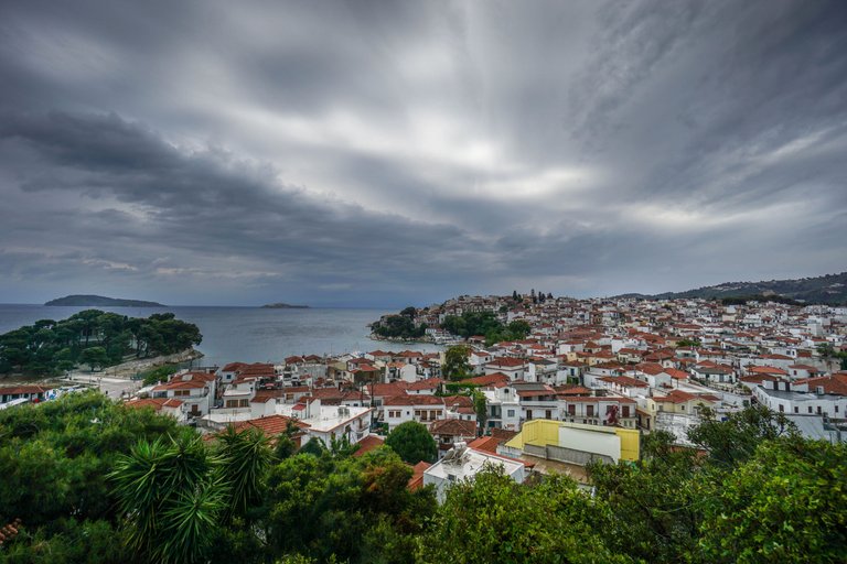 SKIATHOS TOWN (1 of 1).jpg