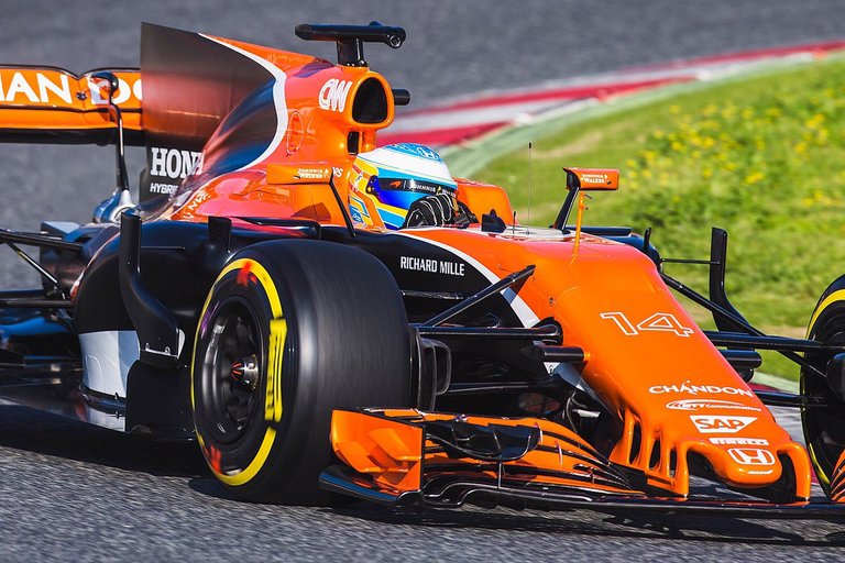 MCL32-1.jpg