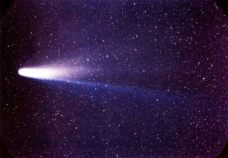 halley-comet-001.jpg.838x0_q80.jpg