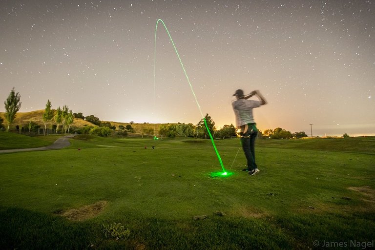 Awesome-Long-Exposure-Photo-Of-An-Illuminated-Golf-Ball-Shot.jpg