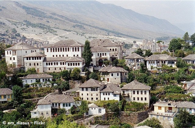 gjirokastra4.jpg