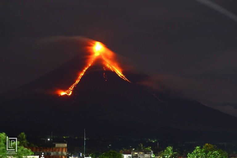 volcano.jpg