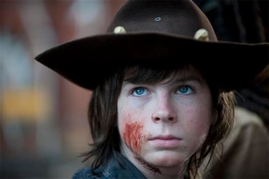 the-walking-dead-season-4-finale-carl-cheek.jpg