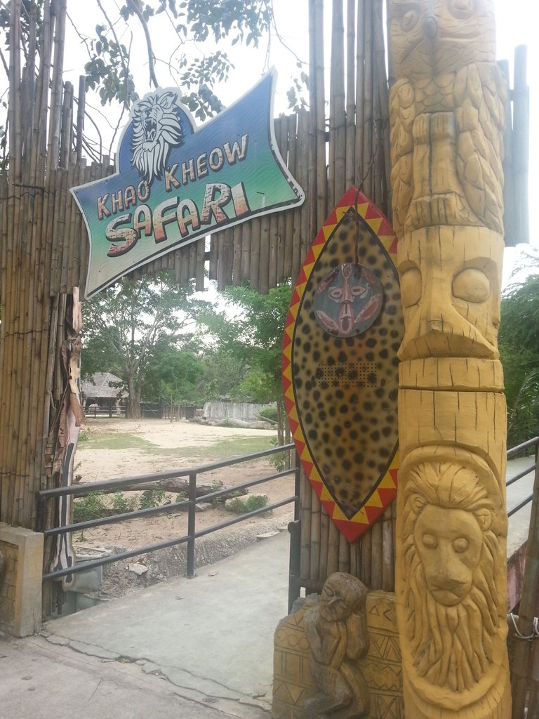 Khao Kheow Open Zoo16.jpg