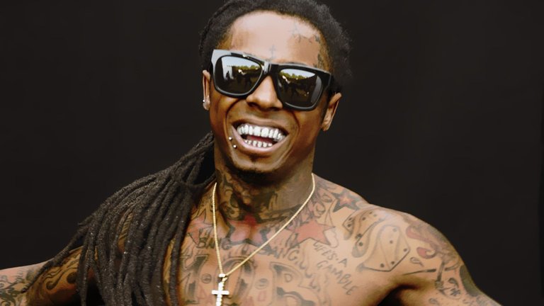 lil-wayne-may-retire-090316.jpg