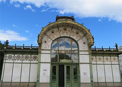 #05_otto_wagner_pavillon.jpg