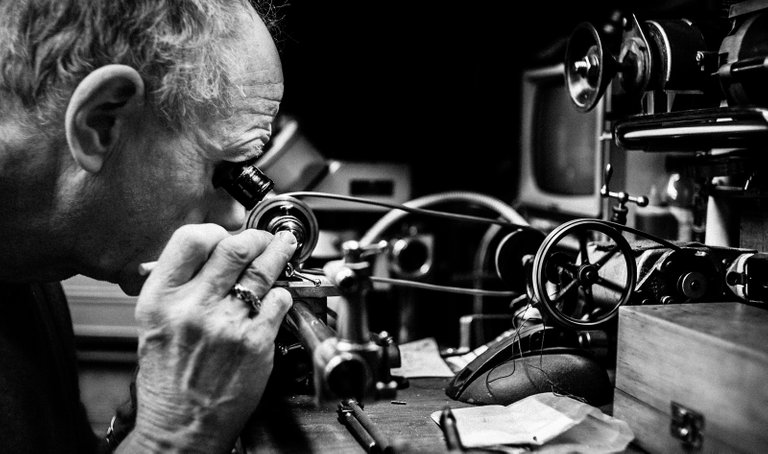 watchMaker-4.jpg