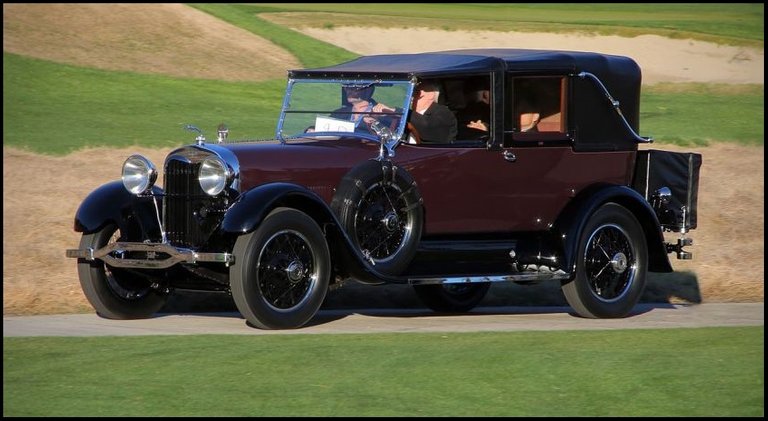 1926-lincoln-l-series-town-car.jpg