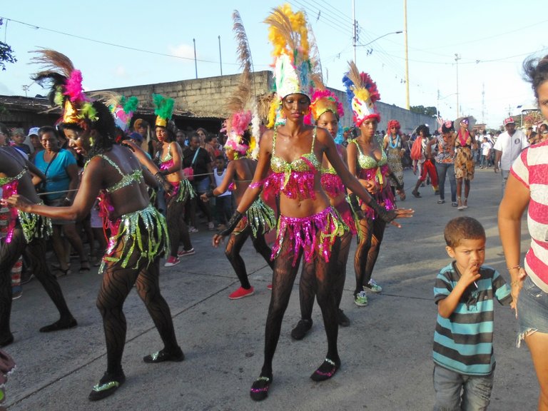 carnavales8negritas.jpg