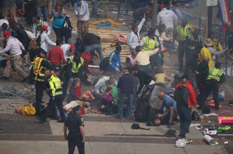 Boston_Marathon_explosions_(8652877581).jpg