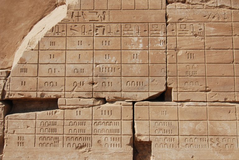 old-egyptian-calendar-in-karnak-temple (1).jpg