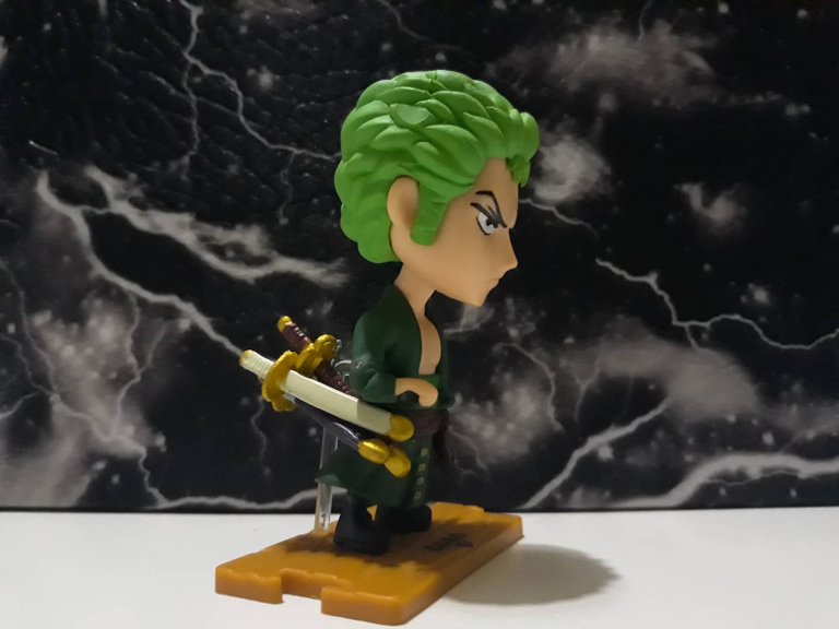 Zoro R.jpg