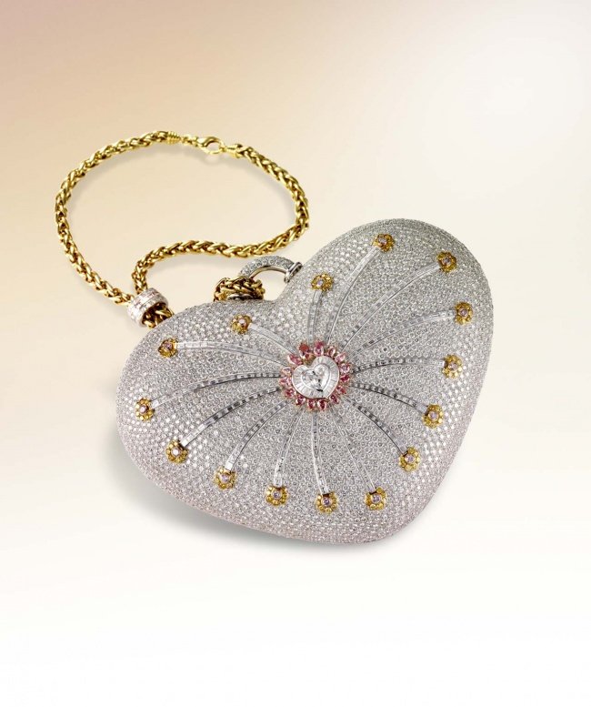 512565-mouawad-diamond-purse-sm-1494576831-650-e2bb1a228d-1494943724.jpg