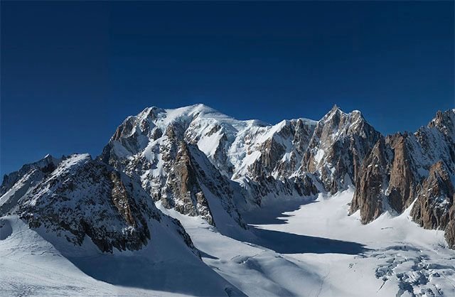 montblancpanoramahead.jpg