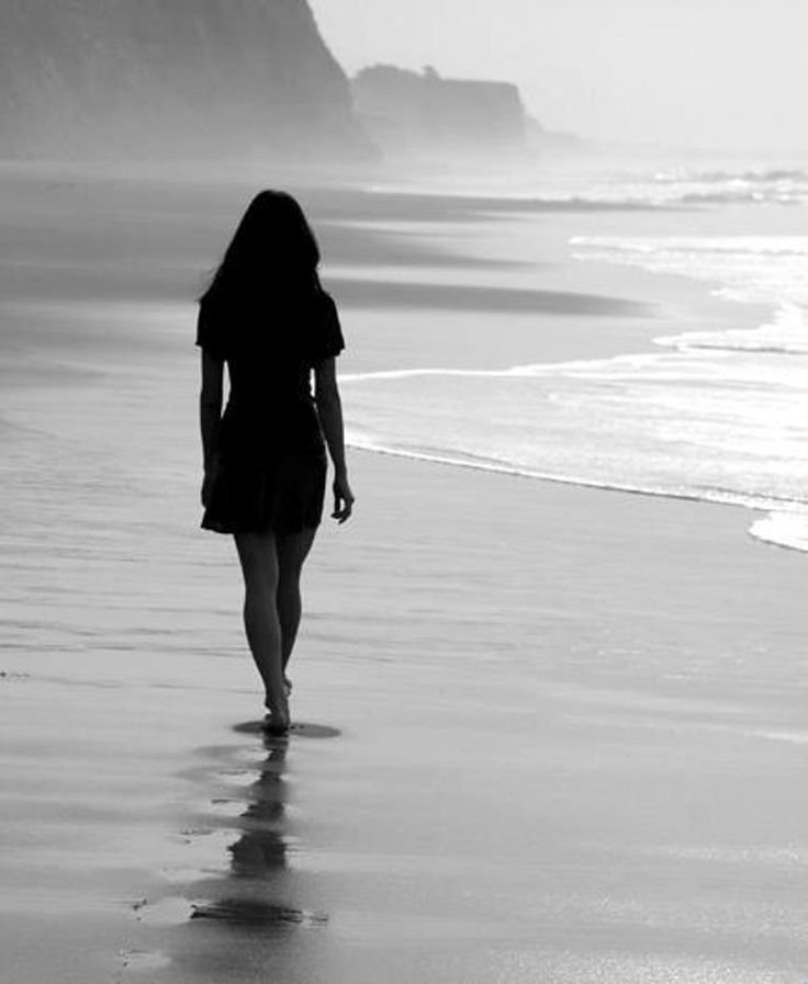 92eae9c4ca210ef5dfffda81b83c7b74--broken-heart-quotes-beach-walk.jpg