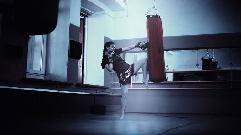 kickboxer-girl-moscow-thai-161017.jpeg