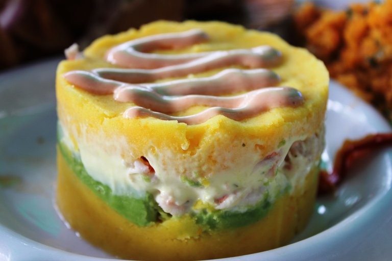 CAUSA RELLENA DE ATUN 1.jpg