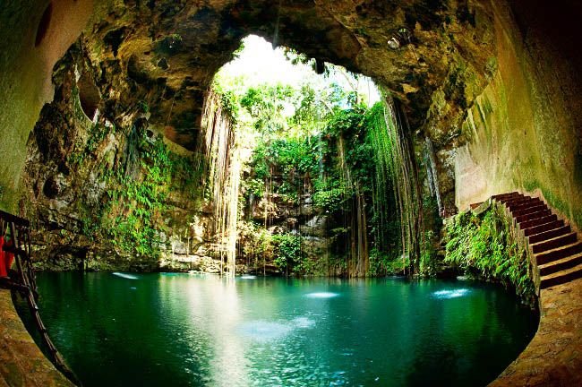 cenote-dos-ojos.jpg