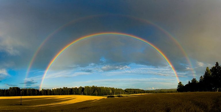 full_featured_double_rainbow_at_savonlinna_1000px.jpg