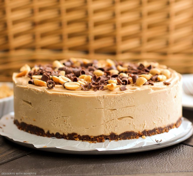 Healthy-Chocolate-Peanut-Butter-Raw-Cheesecake1.jpg