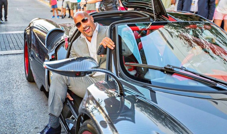 dwayne-the-rock-johnson-in-a-pagani-huayra--image-via-dupont-registry_100558693_l.jpg