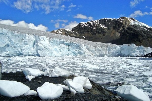 pastoruri_glacier-ice-age.jpg