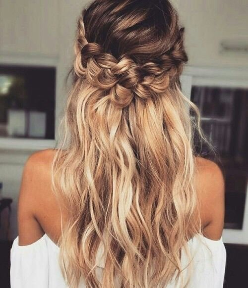 09-half-updo-with-loose-hair-and-a-braid.jpg