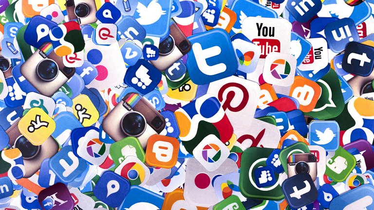 social-media-icons-generic-ss-1920.jpg