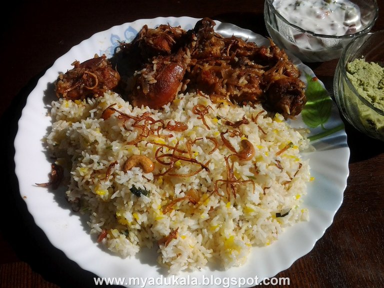 Thalassery chicken biriyani.jpg