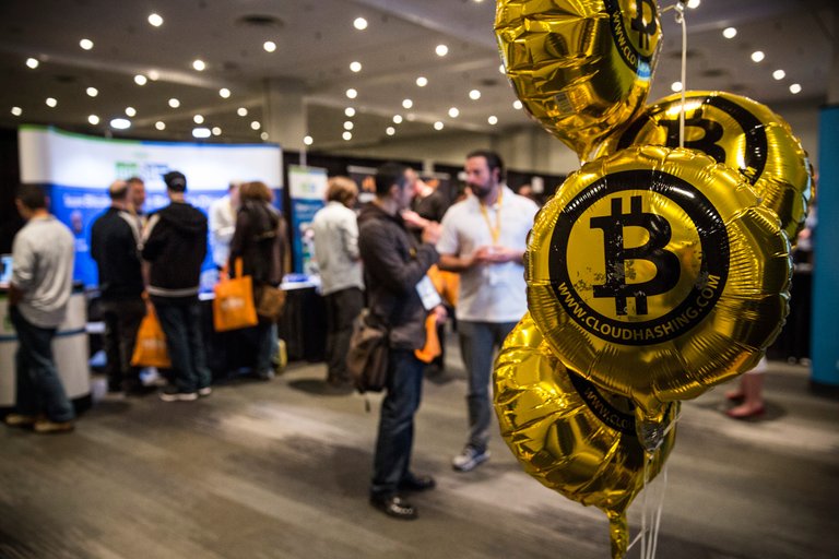 104493145-GettyImages-483236197-bitcoin.jpg