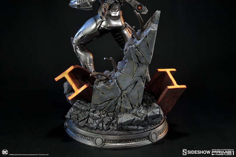 dc-comics-cyborg-statue-prime1-studio-sideshow-200513-12.jpg