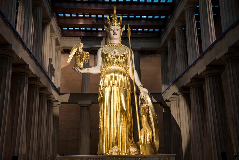 athena-of-the-middle-of-the-parthenon-nashville.jpg