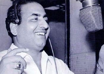 Mohammed-Rafi-Singing.jpg