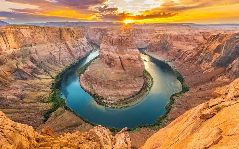 2 Discover Arizona's Horseshoe Bend, one of the most beautiful places in America.jpg