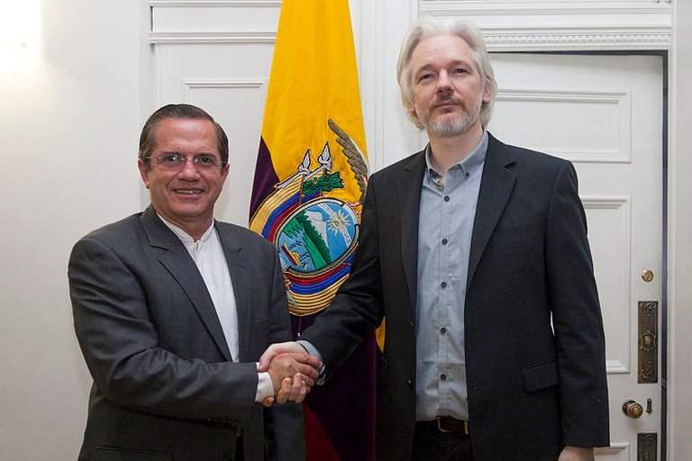 Julian_Assange_and_Ricardo_Patiño_August_2014.jpg