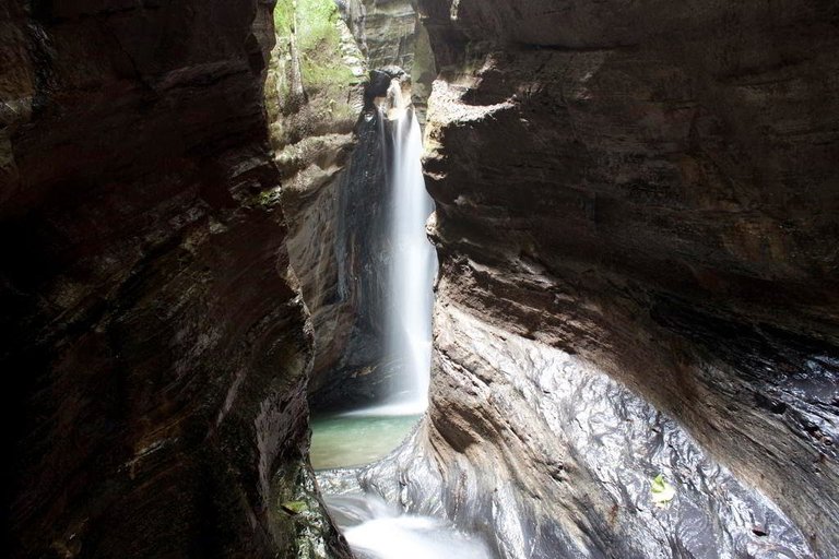 cueva-los-carraos-02.jpg