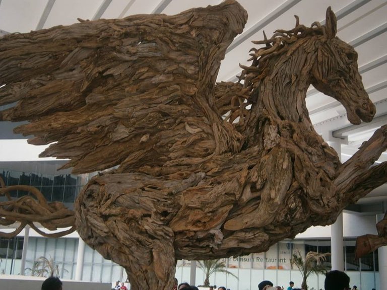 wooden horse.jpg