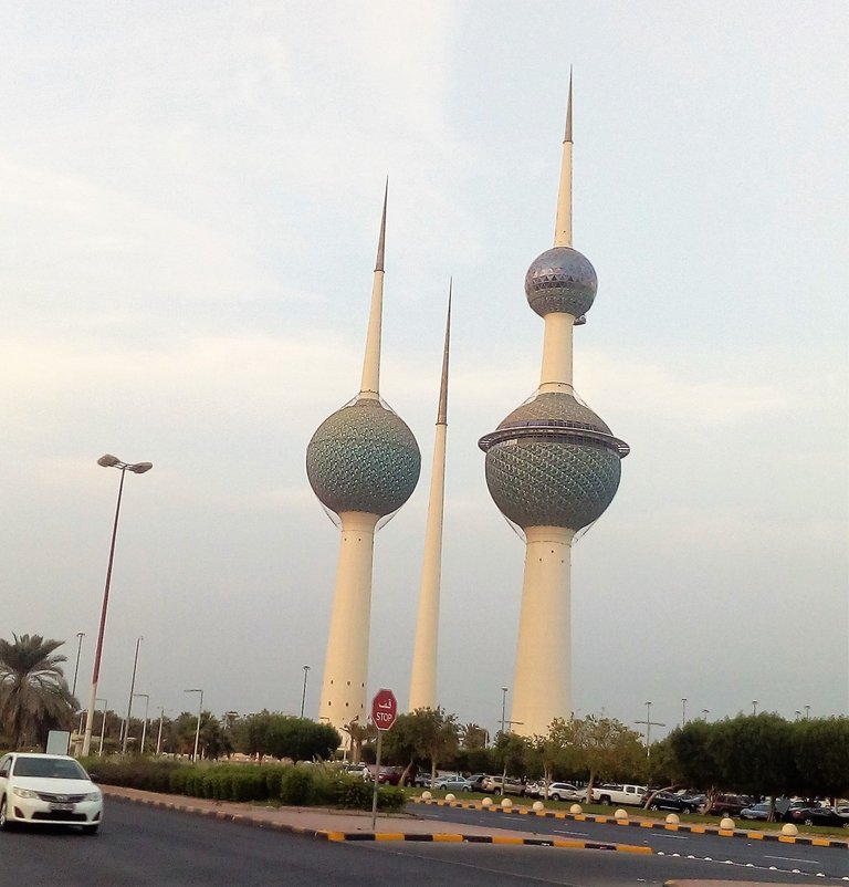 balls building kuwait.jpg