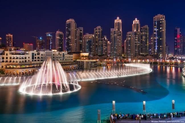 Dubai-Fountain-Worlds-Largest-Musical-Fountain.jpg
