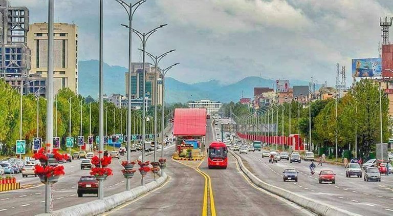 3-Jinnah-Avenue-Islamabad.jpg