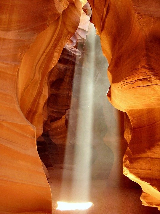 antelope-canyon-543590_960_720.jpg