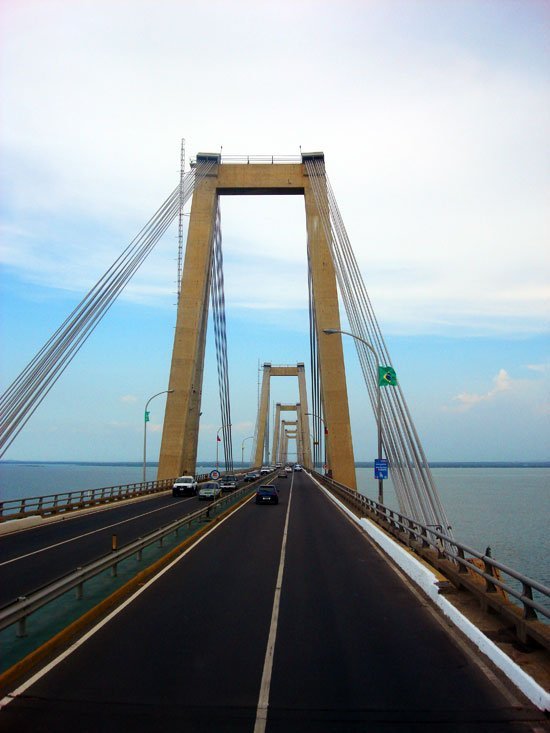 puente-sobre-el-lago.jpg